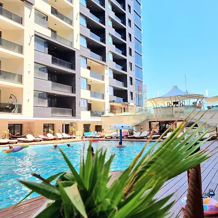 Radiance - Endless Summer Mamaia Nord Apartament *